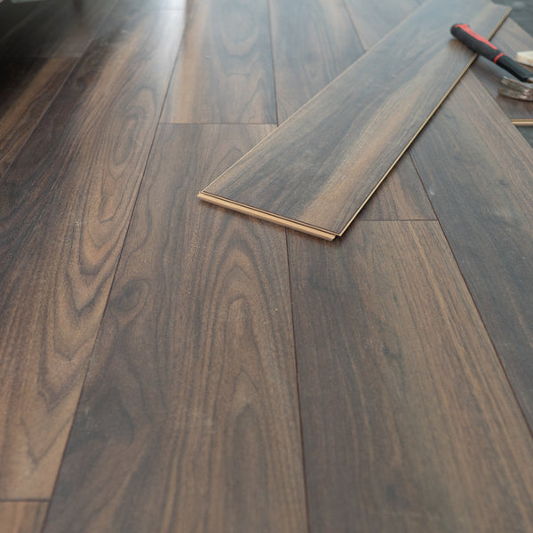 Home Classic 12mm Dark American Walnut 4V Laminate Flooring