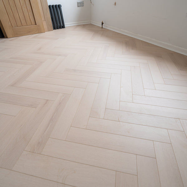 Linen Oak Herringbone AC5 Laminate Flooring